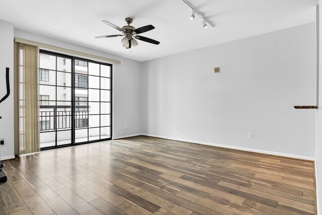 Building Photo - 233 S Federal Hwy