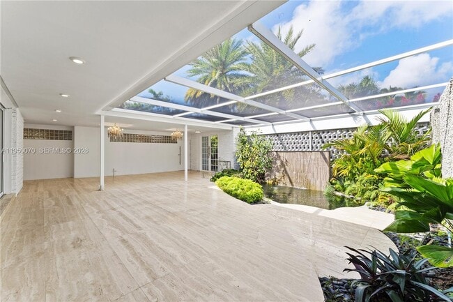 Building Photo - 1250 NE 87th St