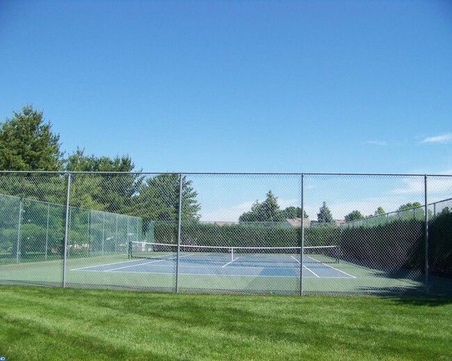 Building Photo - 4011 Greenes Way Cir