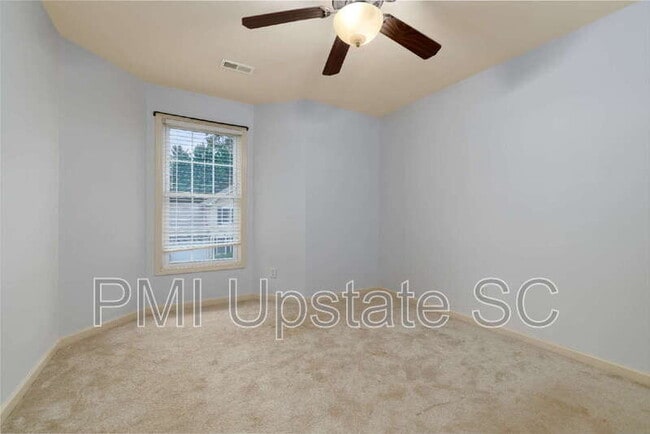 Building Photo - 1122 E Lee Rd
