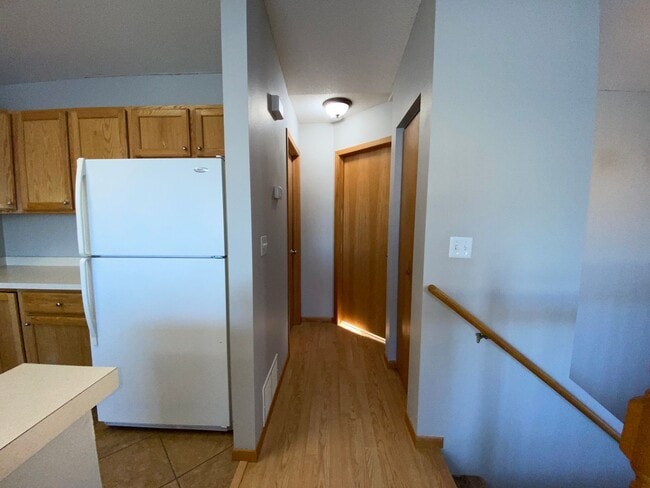 Building Photo - 3 Bedroom Twinhome near the New Sandford Hospital!!