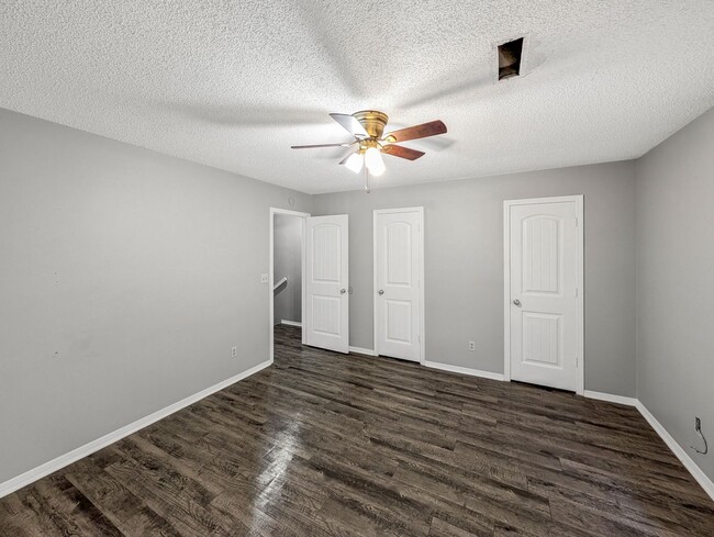 Building Photo - 2456 N Brophy Circle - Great Central Location