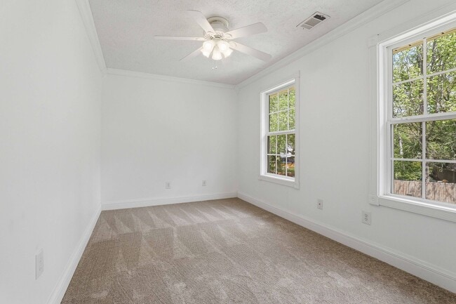 Building Photo - Updated 4BR Home in Timberlane with Fenced Yard and Stone Patio