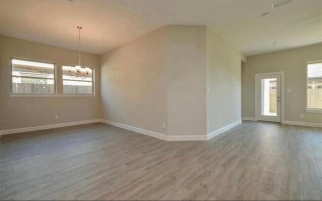 Building Photo - 427 Micaela Meadows Ct