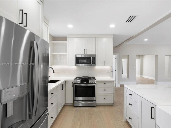 Building Photo - 9073 Dickens Ave