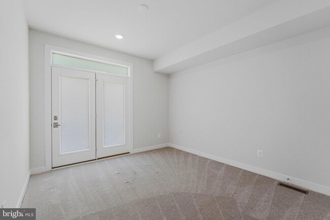Building Photo - 13270 Woodland Park Rd