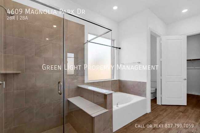 Building Photo - 4609 Magnolia Park Dr