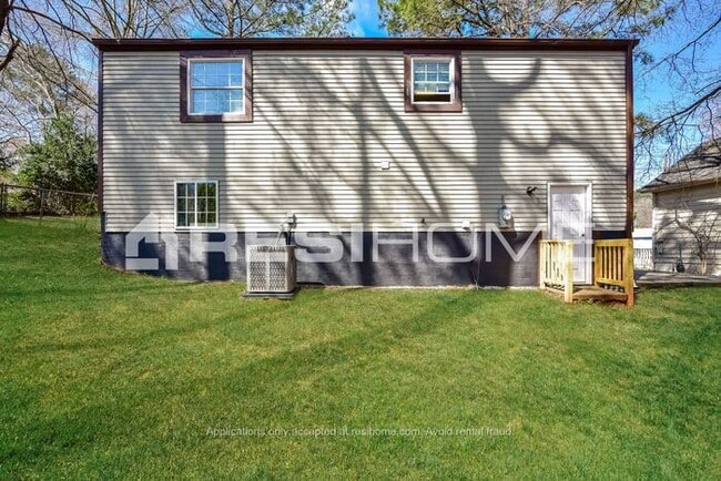 Building Photo - 2084 Kimber Trail