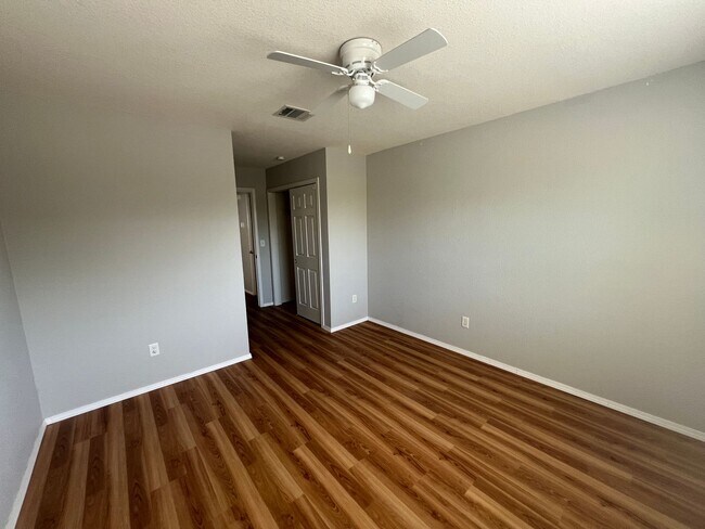Building Photo - Georgetown 2 Bedroom 2 Bath