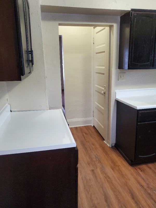 Building Photo - 1378 E 94th St