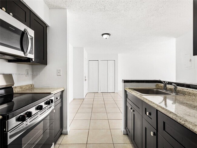 Building Photo - 15221 SW 80th St