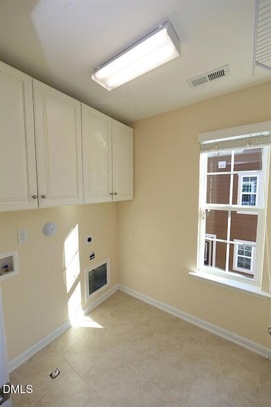 Building Photo - 446 Methven Grove Dr