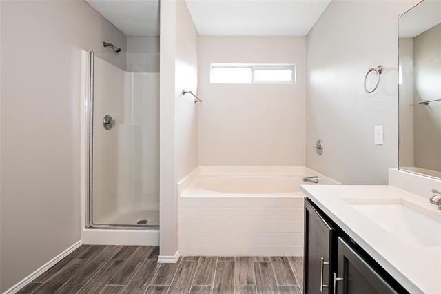 Building Photo - 4213 Silverthorne Dr