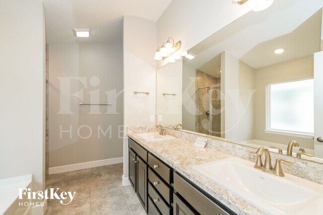 Building Photo - 14428 Potterton Cir