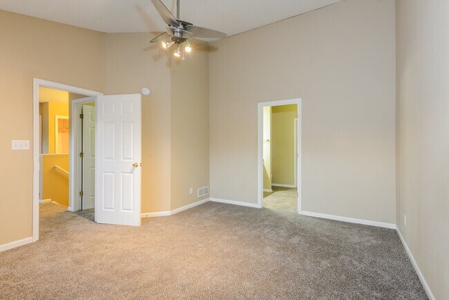 Building Photo - 5821 Dollar Forge Dr