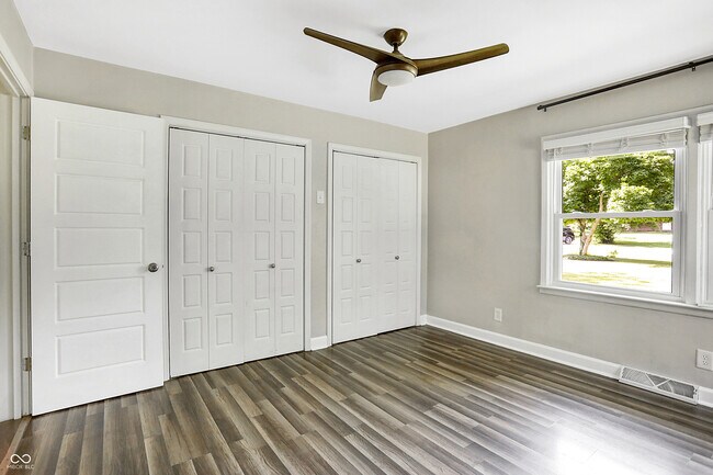 Building Photo - 3315 Beech Dr