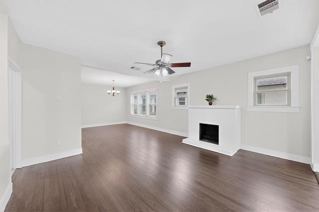 Building Photo - 2009 Berwick Ave