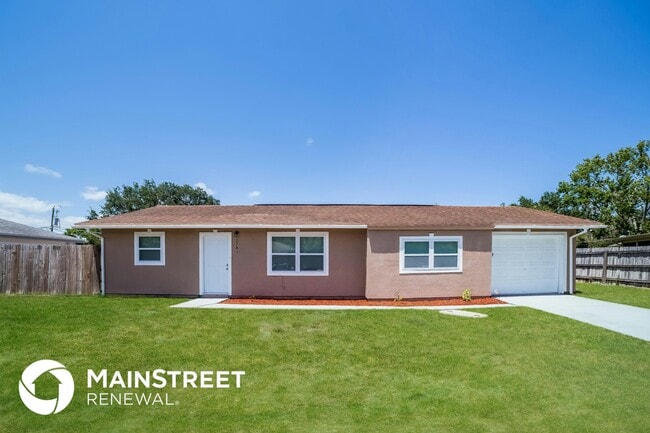 Building Photo - 2285 Kent St NE