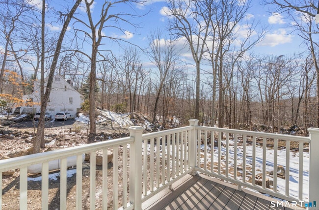 Building Photo - 18 Madeline Dr