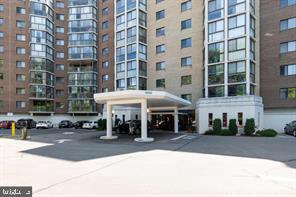 Building Photo - 15107 Interlachen Dr