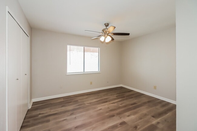 Building Photo - 15411 Empanada Dr