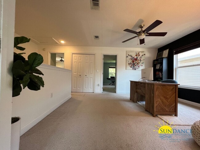 Building Photo - Impeccable 3 Bedroom Home in Shalimar!