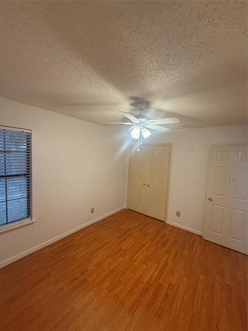 Building Photo - 5210 Manhassett Dr