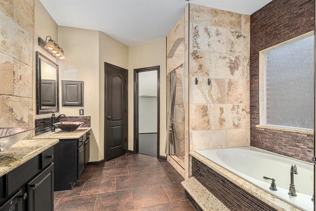 Building Photo - 4508 Biscayne Bend Ln