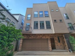 Building Photo - 1424 Wilson St