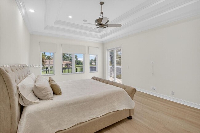 Building Photo - 9597 Bridgebrook Dr