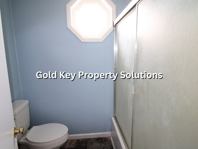 Building Photo - 2112 Lafayette St