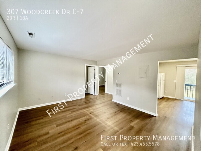 Building Photo - 307 Woodcreek Rd