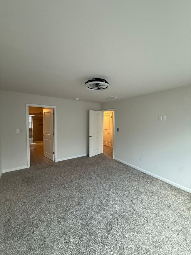 Building Photo - Newer 4BR/2.5BA Home in Havre de Grace | 2-Car Garage | Stone Counters | More Photos Coming Soon