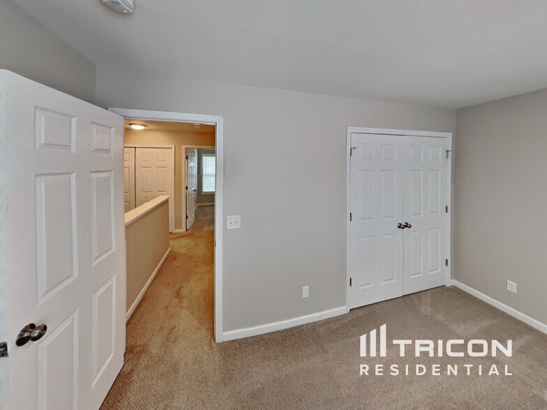 Building Photo - 1145 Langston Dr