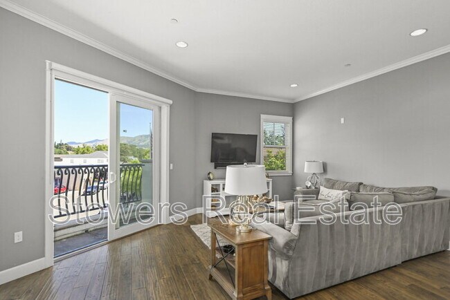 Building Photo - 111 W Prospect Ave