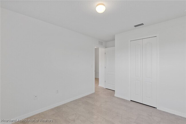 Building Photo - 6151 Monegro St