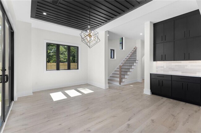Building Photo - 2278 Tally Dr