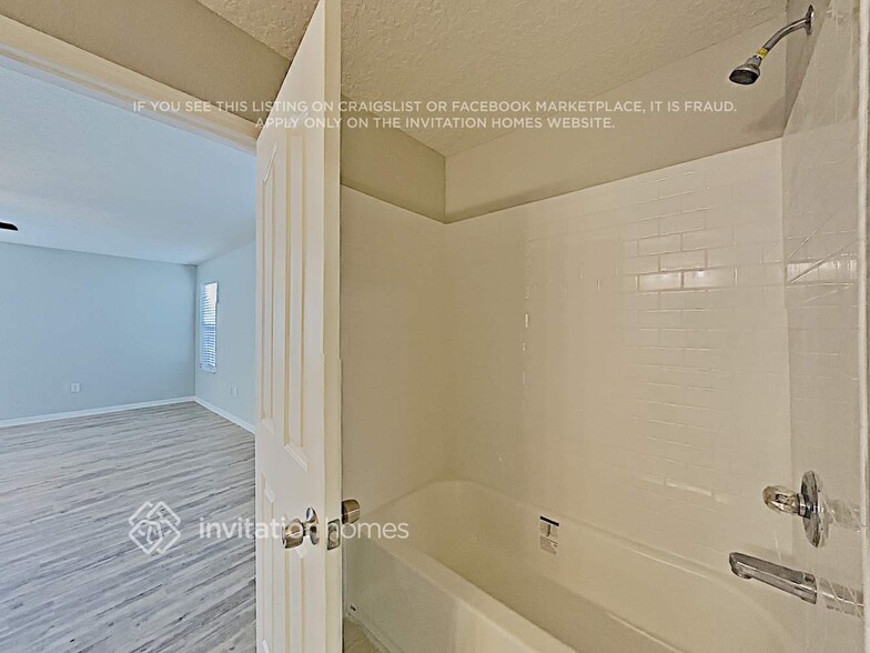 Building Photo - 7360 Hunters Greene Cir
