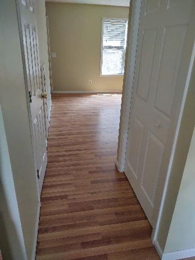 Building Photo - 23 Griffin St