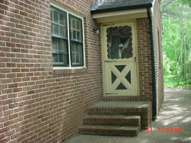 Building Photo - 8450 Tidewater Dr