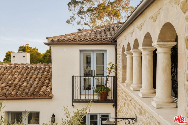 Building Photo - 848 Picacho Ln