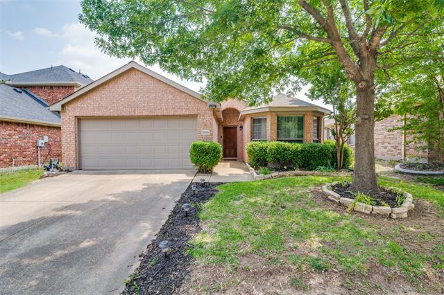 Primary Photo - 2050 Lake Trail Dr