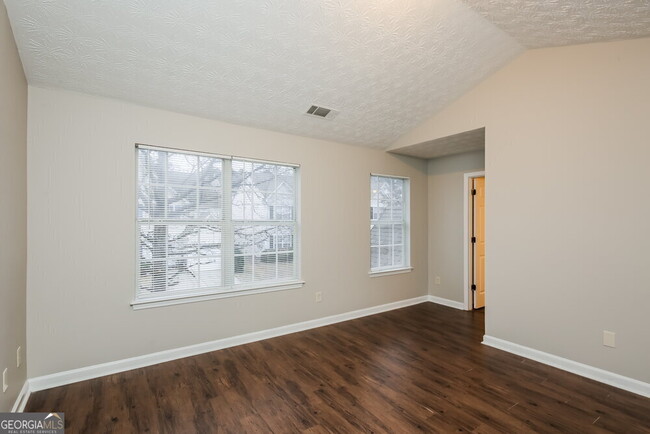 Building Photo - 393 Clearsprings Dr