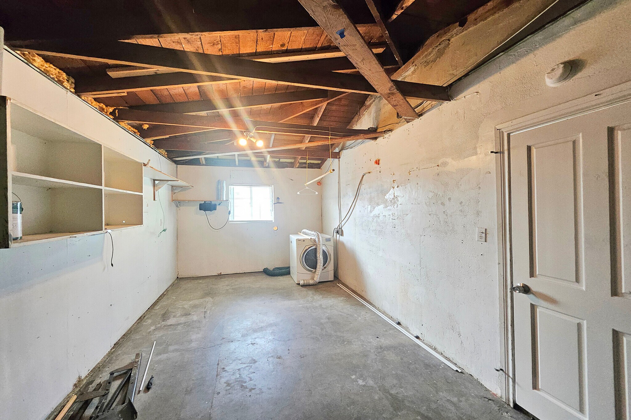 Building Photo - 1214 E 82nd St