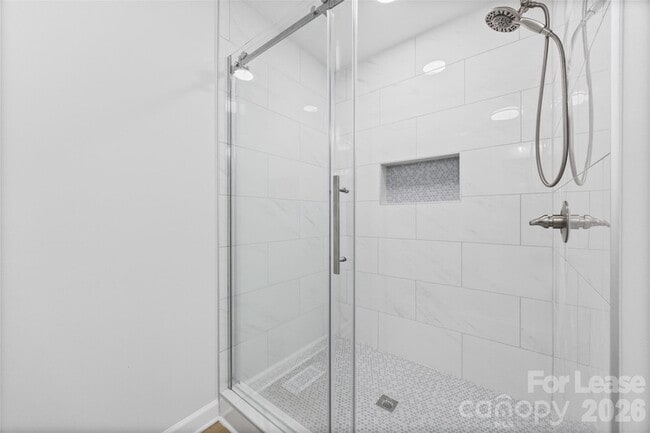 Building Photo - 425 Griggs Rd