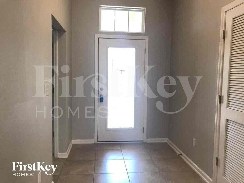 Building Photo - 13319 Smithwick Ln