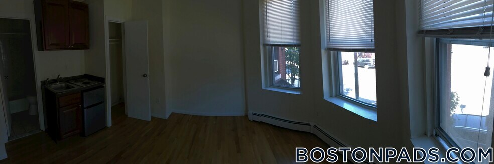 Building Photo - 49 S Huntington Ave
