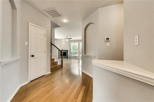 Building Photo - 1439 Royal Oaks Dr