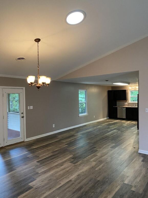 Building Photo - 103 Alichanoska Ln