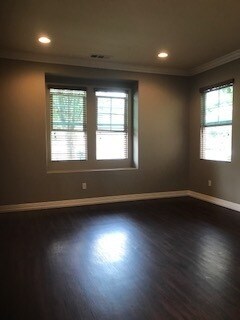 Building Photo - Coming Soon! Stunning 3 level 3/2.5 home l...